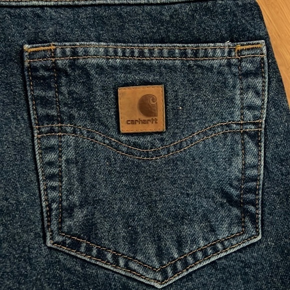 Carhartt NWT Relaxed Fit Work Dungaree Size 42x30 B17 DST - Picture 4 of 9